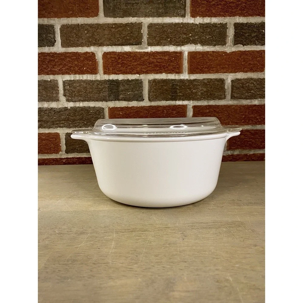 Vintage Corning Ware M-225-B 2.3 Liter Microwave Casserole & Lid